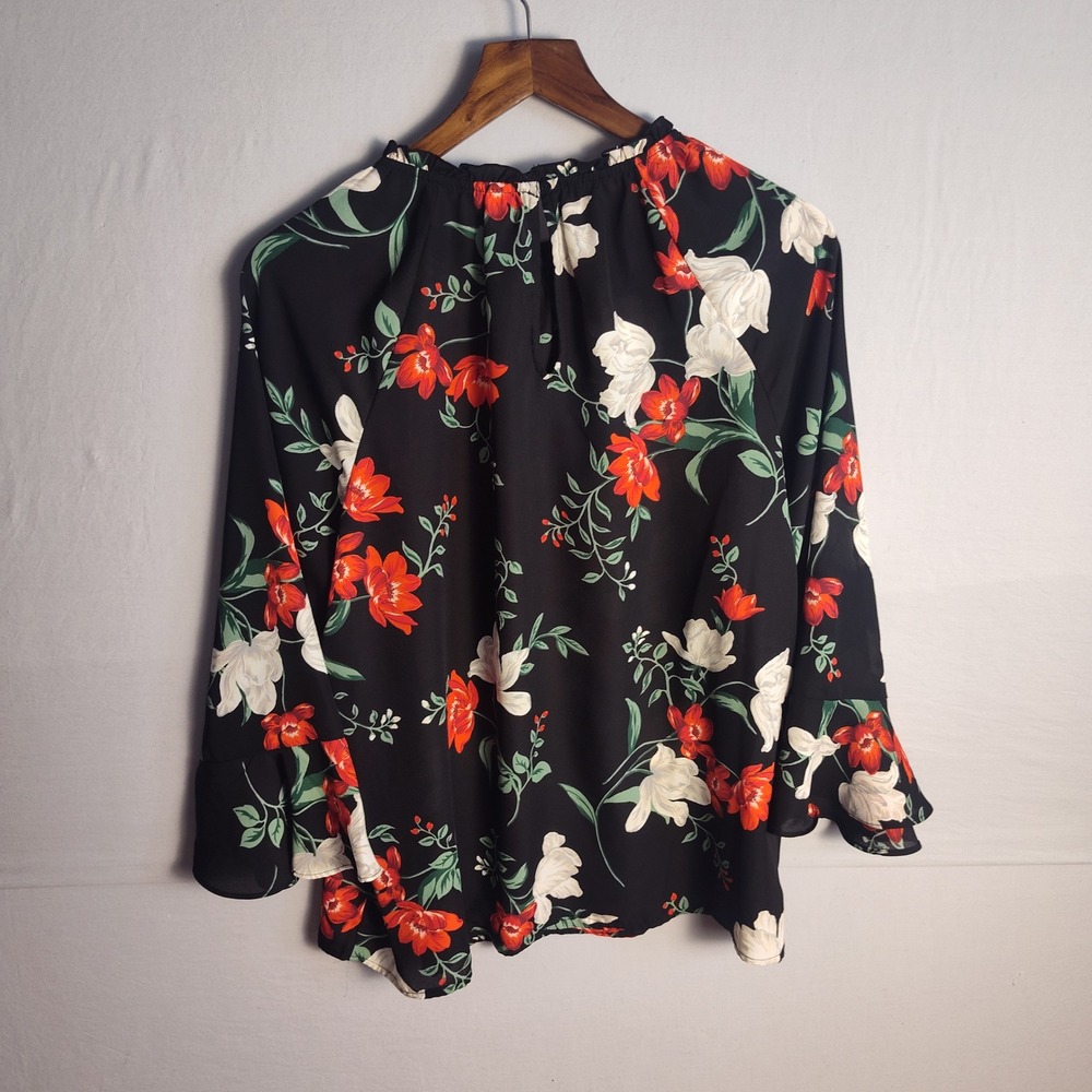 Old Navy Black Floral Smocked Neck Bell Sleeve Blouse Top Large - Picture 2 of 8